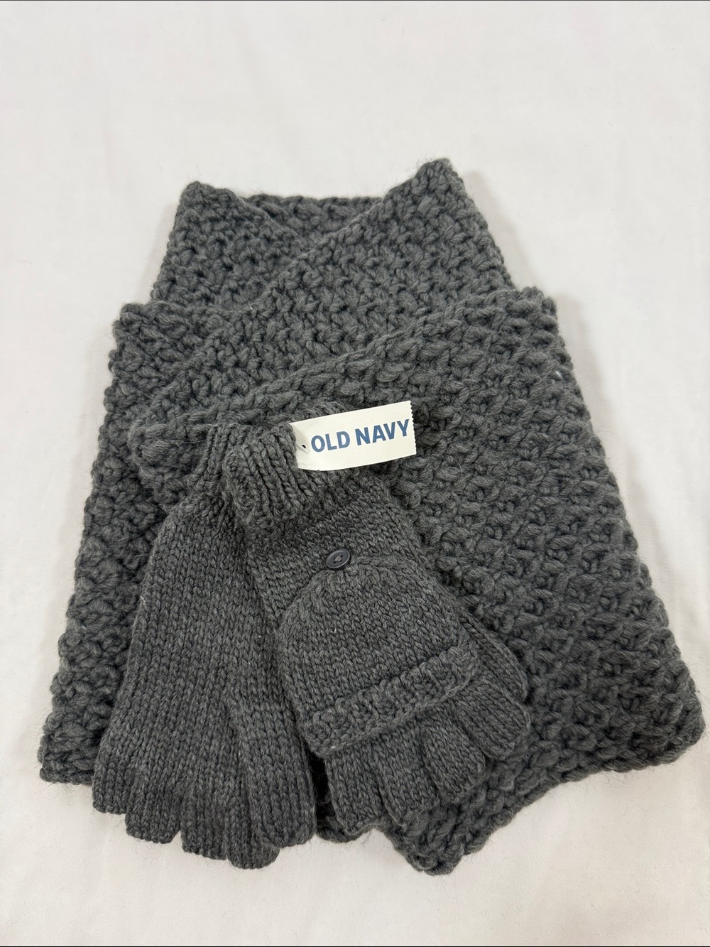 Old Navy Charcoal Knit Scarf with Matching Convertible Gloves